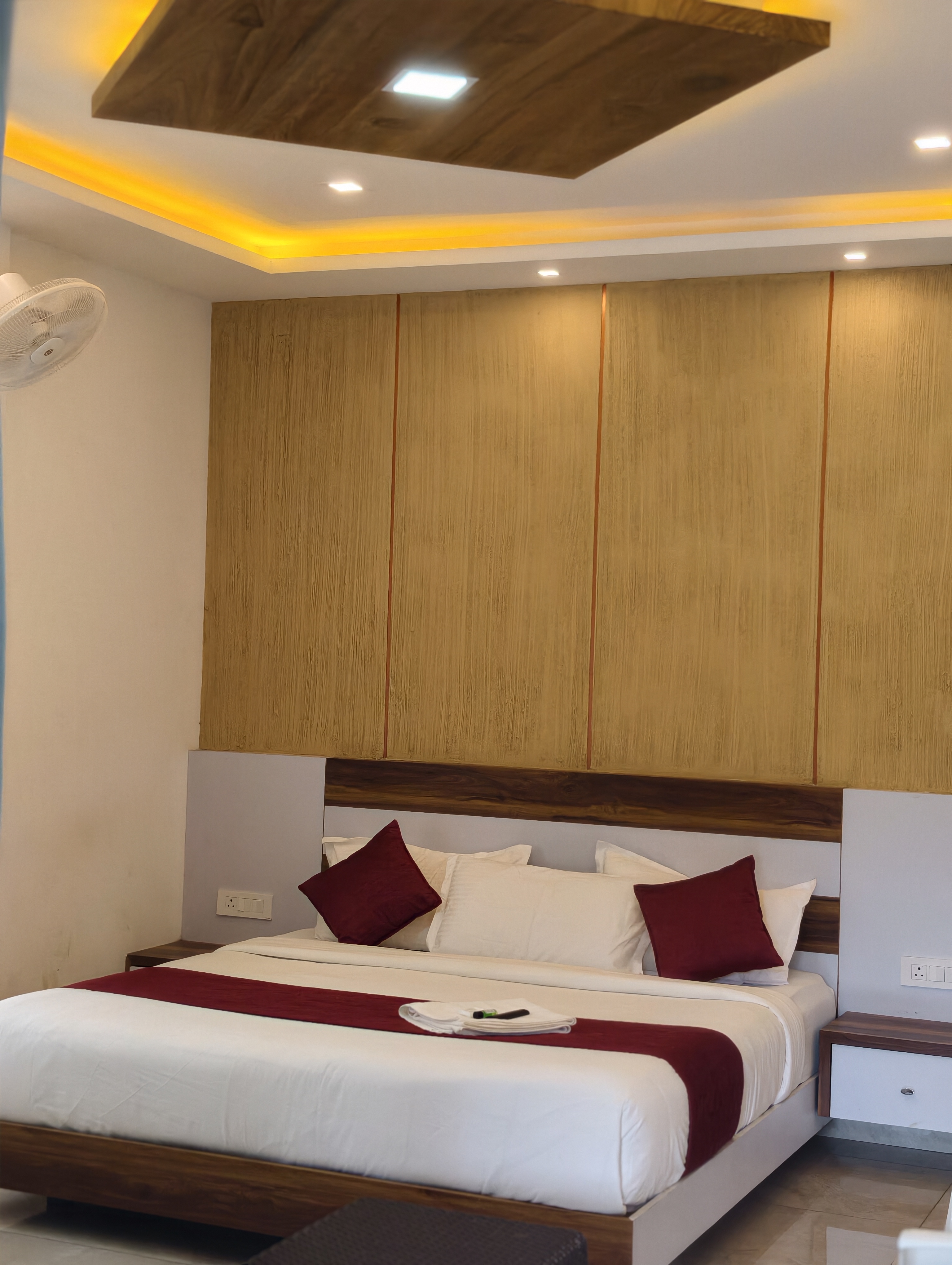 Cozy Couple Room